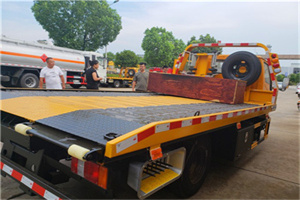 寿光附近拖车电话号码服务